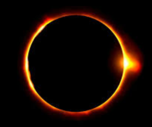 Para ver el eclipse se deben utilizar gafas especiales o en su defecto filtro de soldador número 14.
