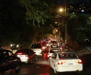 En el sector del hotel Honduras Maya también se reporta tráfico vehicular.Foto: El Heraldo