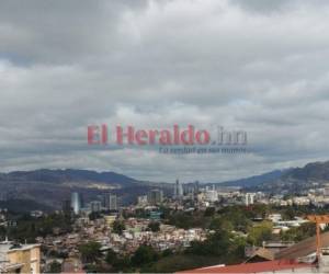 En la capital de Honduras el cielo se observa nublado. Foto: Alejandro Amador/ EL HERALDO