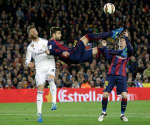 El defensa central del FC Barcelona no estará en el duelo ante el Granada. Ramos se perderá el juego ante el Alavés (Foto: Agencias/AP)