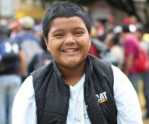 Una fotografía de Mario en la que sale llorando le dio la vuelta al mundo. Después de ser detenido lo llevaron a la estación migratoria de Tapachula. Foto/AFP