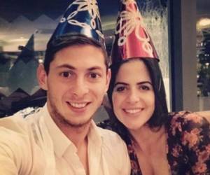 Emiliano Sala junto a su novia Luiza Ungerer. (Foto: Instagram)