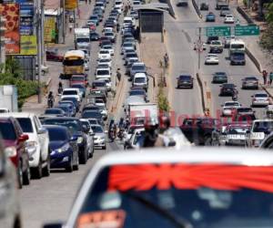 Muchos “responsables” del volante confían más en los mitos urbanos de tránsito que en la propia normativa vigente.