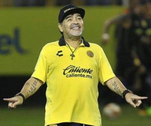 En apenas un par de días, Gimnasia sumó más de 1.500 socios nuevos, y en apenas un par de horas vendió más de 500 camisetas alusivas a Maradona. Foto: cortesía.