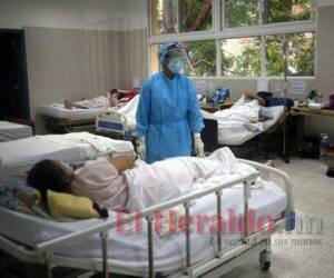 El alto contagio en Danlí hizo colapsar la sala del hospital Gabriela Alvarado, ahora tiene el doble de camas, esperan dar abasto. Foto: El Heraldo