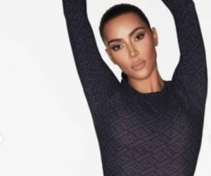Kim Kardashian modelando su nueva línea de ropa Skims. Foto: Instagram