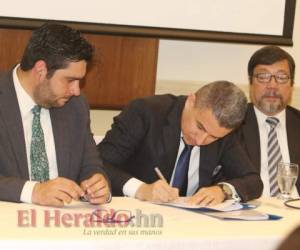Los documentos fueron firmados por la Junta Interventora del RNP. Foto: Efrain Salgado/ EL HERALDO