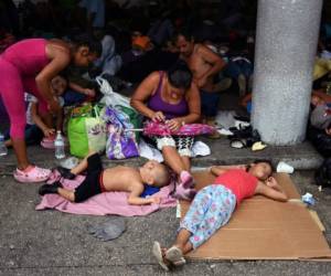 Unicef destacó el drama de un número indeterminado de infantes que viajan en la caravana de migrantes centroamericanos hacia la frontera con Estados Unidos. Foto: AFP