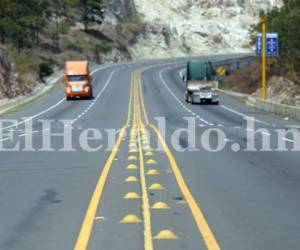 La carretera que de Tegucigalpa conduce a San Pedro Sula se encuentra en buenas condiciones para circular. Foto Marvin Salgado/EL HERALDO