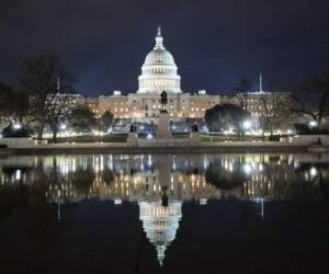 El Capitolio albergó este miércoles la votación para conocer el futuro de tercer mandatario estadounidense en enfrentar un juicio político. Foto: AFP.