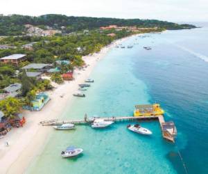 Las ZEDE turísticas podrían arrancar en Islas de la Bahía con socios nacionales y extranjeros.