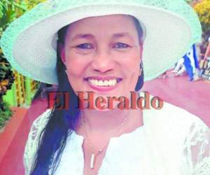 Foto en vida de Daisy Nohemí Valladares, pastora de Roatán.