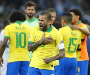 Tras la eliminación, Messi se quejó 'Ojalá la Conmebol haga algo, aunque no creo que haga nada porque Brasil maneja todo, es muy complicado'. Foto: AP.