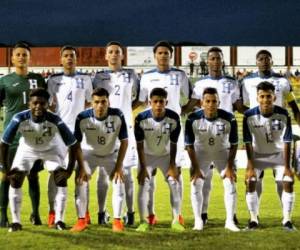 La selección de Honduras sub 19 previo al partido ante Belice. Foto: Fenafuth