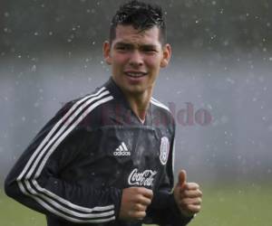 Lozano, tiene el inconveniente de ser mexicano para llegar de inmediato al Barcelona.