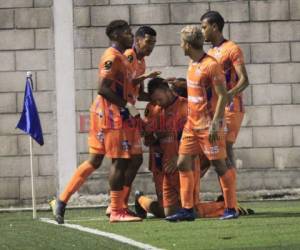 Los Lobos lideran la tabla con cuatro puntos. Foto: EL HERALDO.