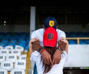 El delantero hondureño Carlo Costly se casará este sábado 29 de junio con la madre de sus hijas Tita Torres. Foto: carlocostly31/Instagram.