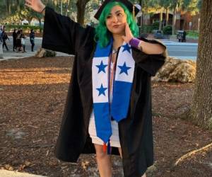 Jessica Trochez el día de su graduación en Miami, Florida, Estados Unidos. Foto: Facebook Jessica Trochez.