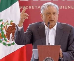 Andrés Manuel López Obrador ha dicho que busca el diálogo pero que no condenará a un gobierno extranjero y que no se inmiscuirá en asuntos internos de otros países. Foto / AFP