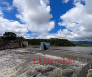 actualmente tiene 7.5 millones de metros cúbicos, lo que representa el 71 por ciento de su capacidad. Foto: Alex Pérez/EL HERALDO