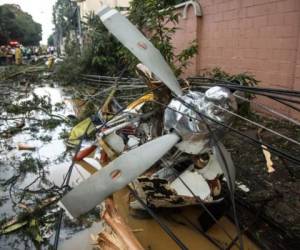 Al menos una persona murió en el accidente, informaron los Bomberos.Foto: Diario El País.