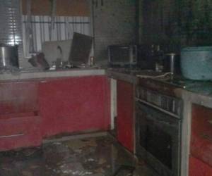 El voraz incendio se produjo en una vivienda en la colonia Flor del Campo, en el sector número dos.