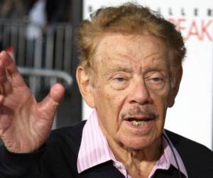 El veterano actor y comediante Jerry Stiller, que encontró fama en Broadway y más tarde en el gran programa estadounidense 'Seinfeld', murió por causas naturales a los 92 años, dijo su hijo Ben Stiller el 11 de mayo de 2020. Foto: Agencia AFP.