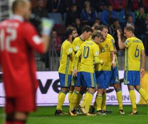 Suecia golea 4-0 en Bielorrusia y consolida segundo puesto de grupo A (Foto: Agencia AFP)