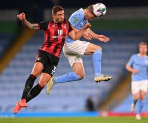 El equipo de Pep Guardiola necesitó un gol de Phil Phoden a un cuarto de hora para el final para lograr el pase ante un Bournemouth que juega esta temporada en la segunda división inglesa. Foto: AFP