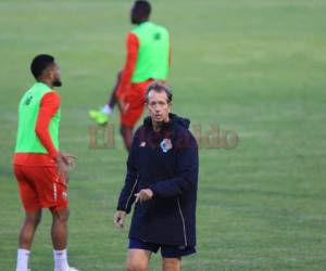 Gary Stempel, entrenador de Panamá, brindó este jueves una conferencia de prensa previo al partido del viernes contra la Selección de Honduras.