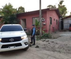 En esta vivienda de El Progreso, Yoro, fueron acribilladas las tres personas la madrugada de este domingo.