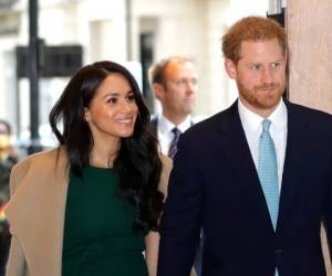 La pareja anunció a principios de mes que lanzaban una ofensiva judicial contra varios diarios sensacionalistas británicos por publicar sin autorización una carta de Meghan a su padre. Foto: AP