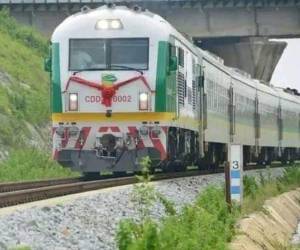 El ataque en la estación de trenes del estado de Edo tuvo lugar el sábado por la noche, según la policía y las autoridades locales.