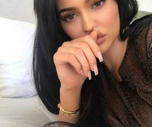 Hasta el momento Kylie no ha desmentido ni afirmado los cuchicheos sobre su supuesto embarazo. Fotos: Facebook Kylie Jenner.