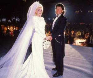 Maradona junto a su esposa Claudia Villafañe. Foto: Cortesía archivo Revista Gente, Atlántida.