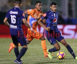 Acción del partido entre Motagua y Lobos UPNFM.