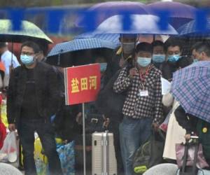 Wuhan se prepara para suspender las cuarentena por completo quese estableció hace dos meses. Foto: AFP