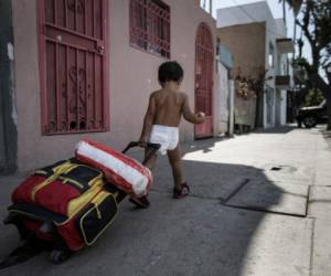 En julio de 2014, Estados Unidos conoció un nivel récord de arribo de niños provenientes de América Central. Ese año, unos 60.000 menores atravesaron la frontera.
