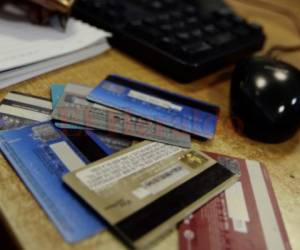 Más de 500,000 hondureños tienen tarjeta de crédito. Foto EL HERALDO
