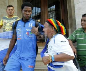 El zaguero central del Platense, Dabirson Castillo (21 años) realizó este viernes su primer entrenamiento con la Selección de Honduras. Foto: Ronal Aceituno / Grupo OPSA.