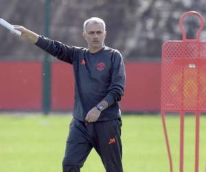 José Mourinho, técnico del Manchester United (Foto: Agencia AFP)