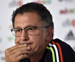 El técnico Juan Carlos Osorio durante la conferencia de prensa (Foto: Agencia AFP)