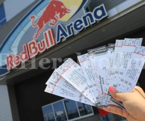 Los precios de los boletos más caros para ingresar al Red Bull Arena rondan los 250 dólares. (Foto: Ronal Aceituno / Grupo Opsa)