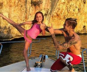 La nueva estrella tendrá invitados muy especiales en su programa, algunos de ellos son sus amigas, su papá Jeremy Bieber, su hermano Jaxon, e incluso pequeñas apariciones de su hermano Justin. Foto Instagram.
