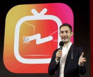 Los videos estarán disponibles a través de Instagram y en una nueva aplicación llamada IGTV que le dará a Facebook más oportunidades para vender publicidad. (Foto: AP)