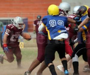 Una jugada de ofensiva del equipo corinto en el juego ante Jaguares. Fotos: Alejandro Amador