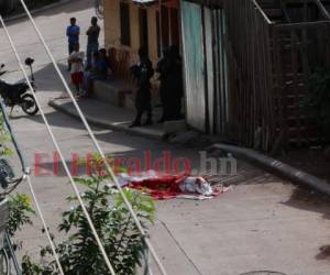 El fallecido quedó tendido en unas de las calles de la colonia La Sosa de Tegucigalpa, capital de Honduras.