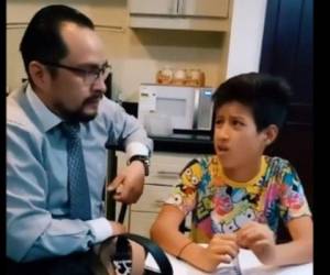 Padre e hijo se han vuelto viral en la red social TikTok por su video.