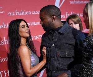 Según el esposo de Kim Kardashian, el partido le ha lavado el 'cerebro a la comunidad negra para que aborten a sus niños”, claro, su comentario generó muchas críticas.