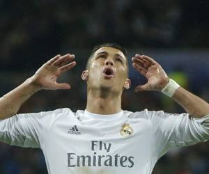 Cristiano Ronaldo podría jugar su útlima temporada con el Real Madrid, su rumbo sería el poderoso PSG. Foto: AP.